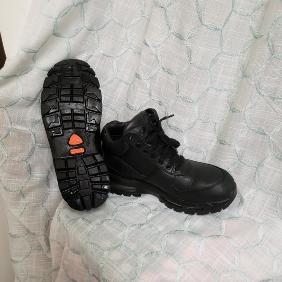 Boots - Picture 2 of 3